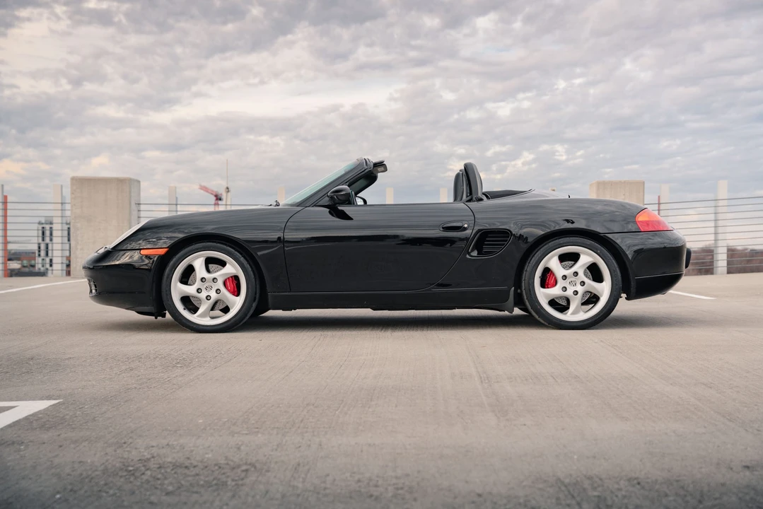 2001 Porsche 986 Boxster S - Image 6 of 31