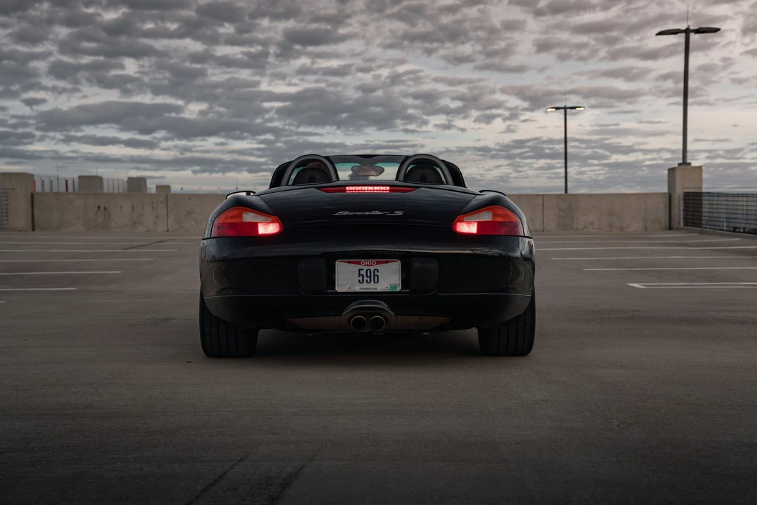 2001 Porsche 986 Boxster S - Image 15 of 31