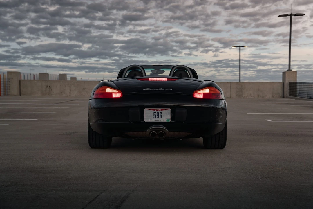 2001 Porsche 986 Boxster S - Image 14 of 31