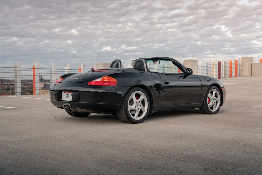 2001 Porsche 986 Boxster S - Image 16 of 31