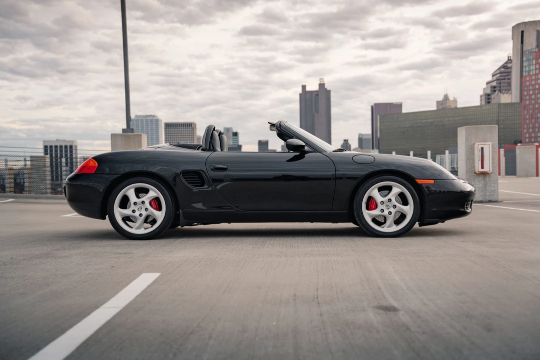 2001 Porsche 986 Boxster S - Image 17 of 31