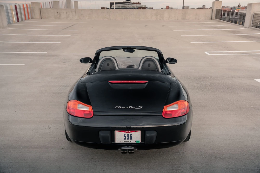 2001 Porsche 986 Boxster S - Image 13 of 31