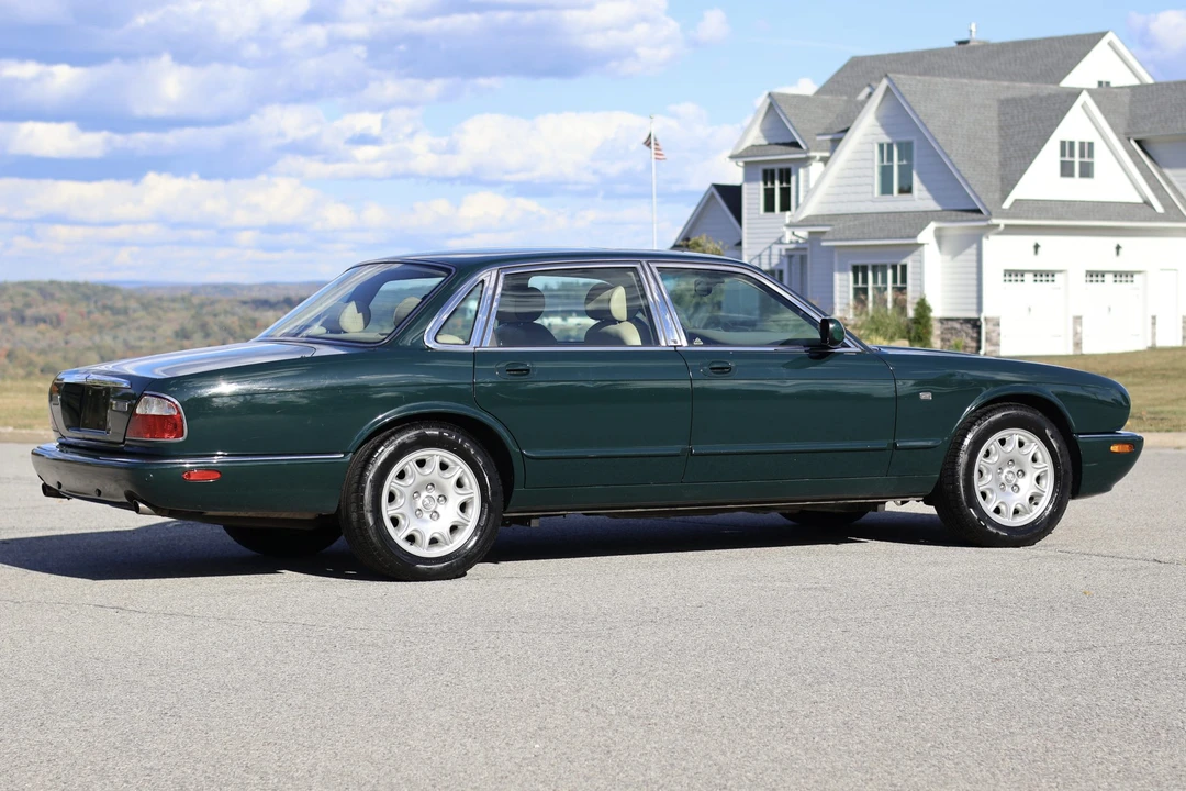 2002 Jaguar X308 XJ - Image 7 of 31