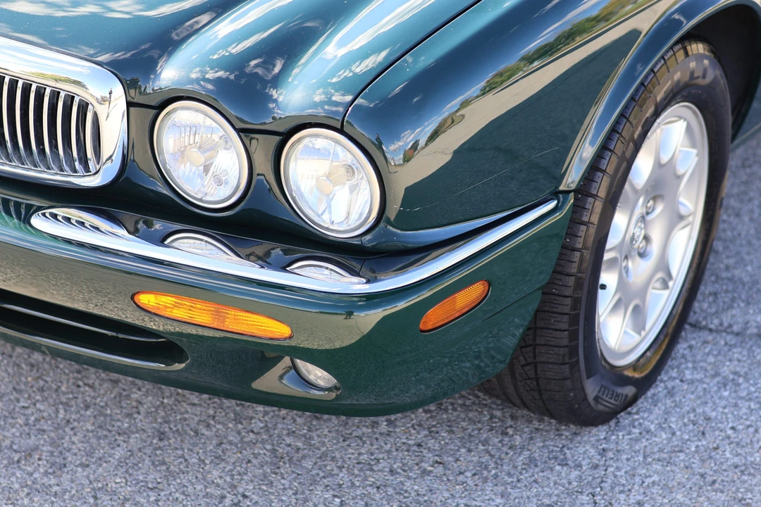 2002 Jaguar X308 XJ - Image 24 of 31