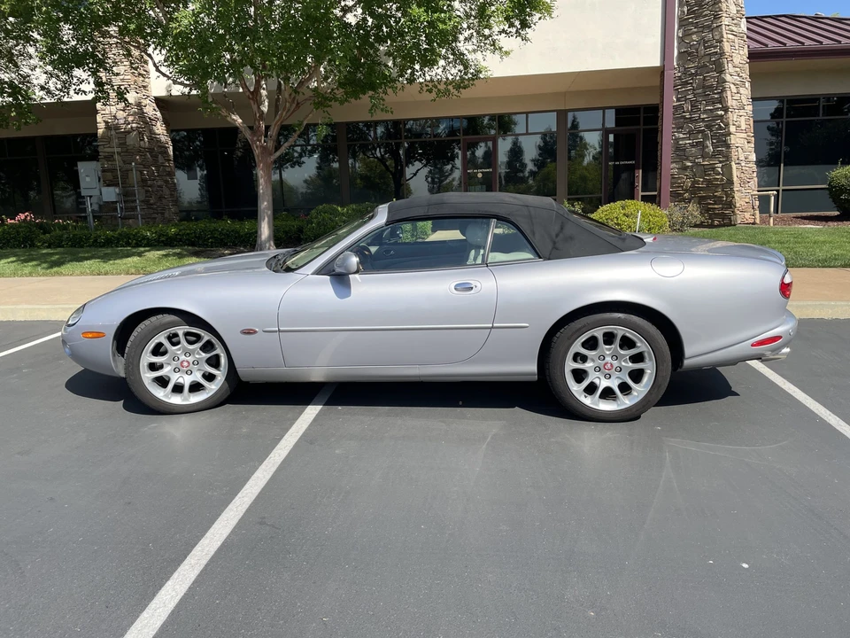 2002 Jaguar X100 XKR - Image 4 of 31