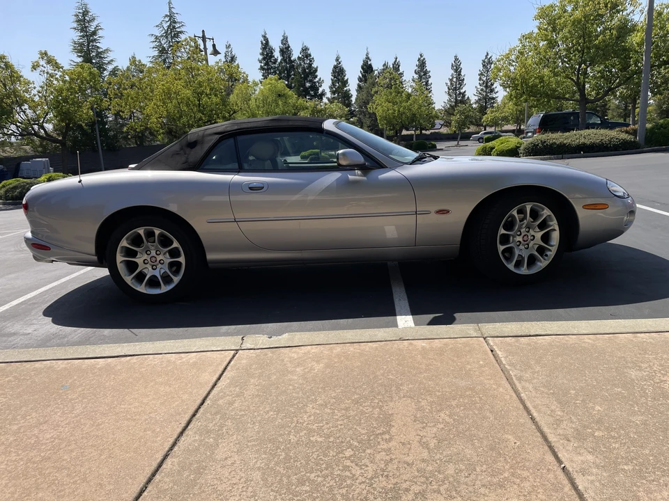 2002 Jaguar X100 XKR - Image 8 of 31