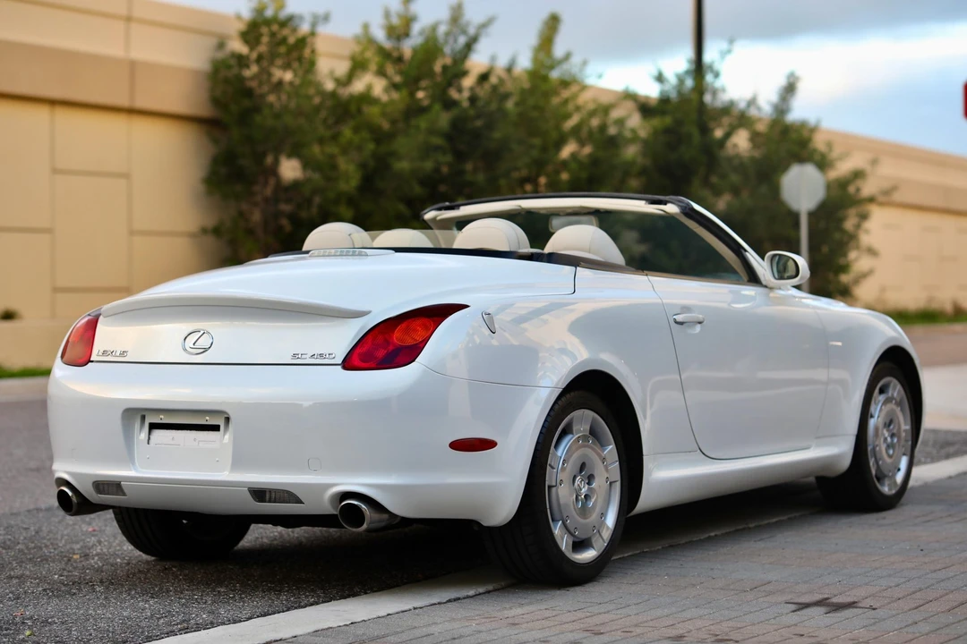 2002 Lexus SC430 - Image 10 of 31