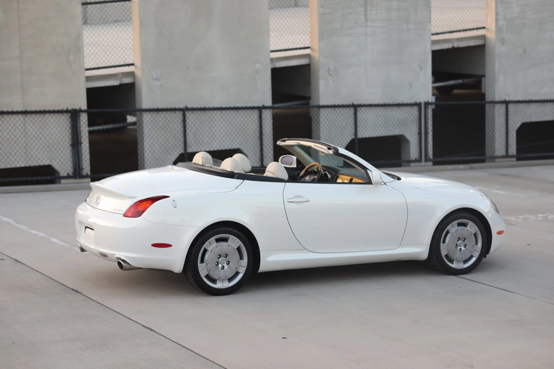2002 Lexus SC430 - Image 11 of 31