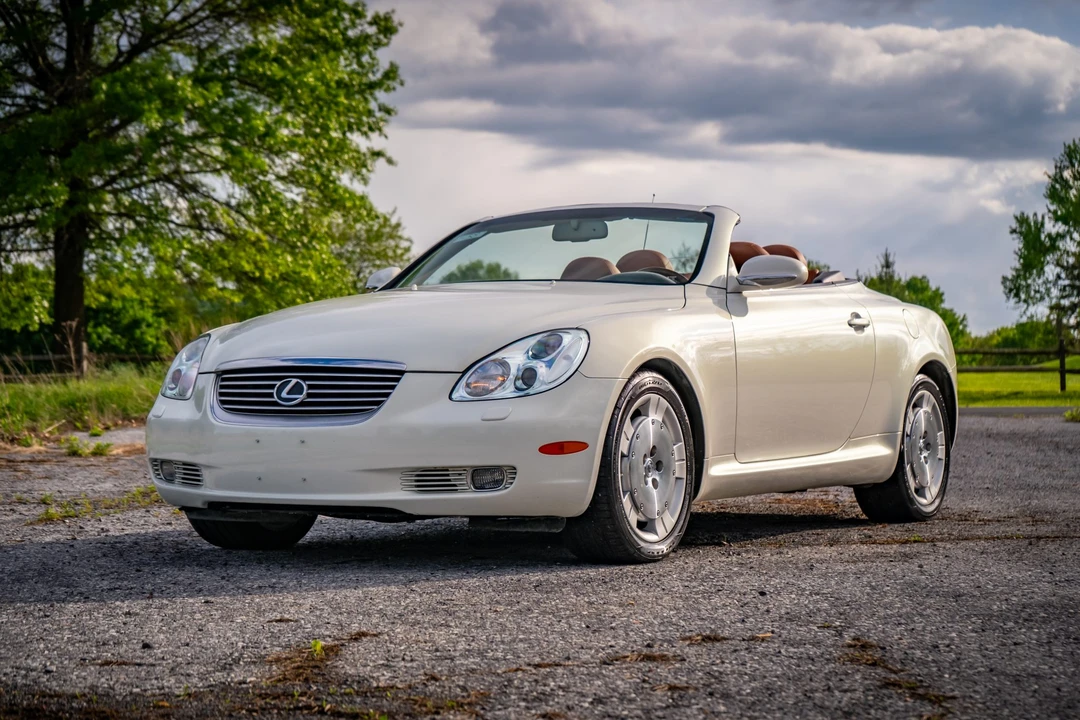 2002 Lexus SC430 - Image 2 of 31