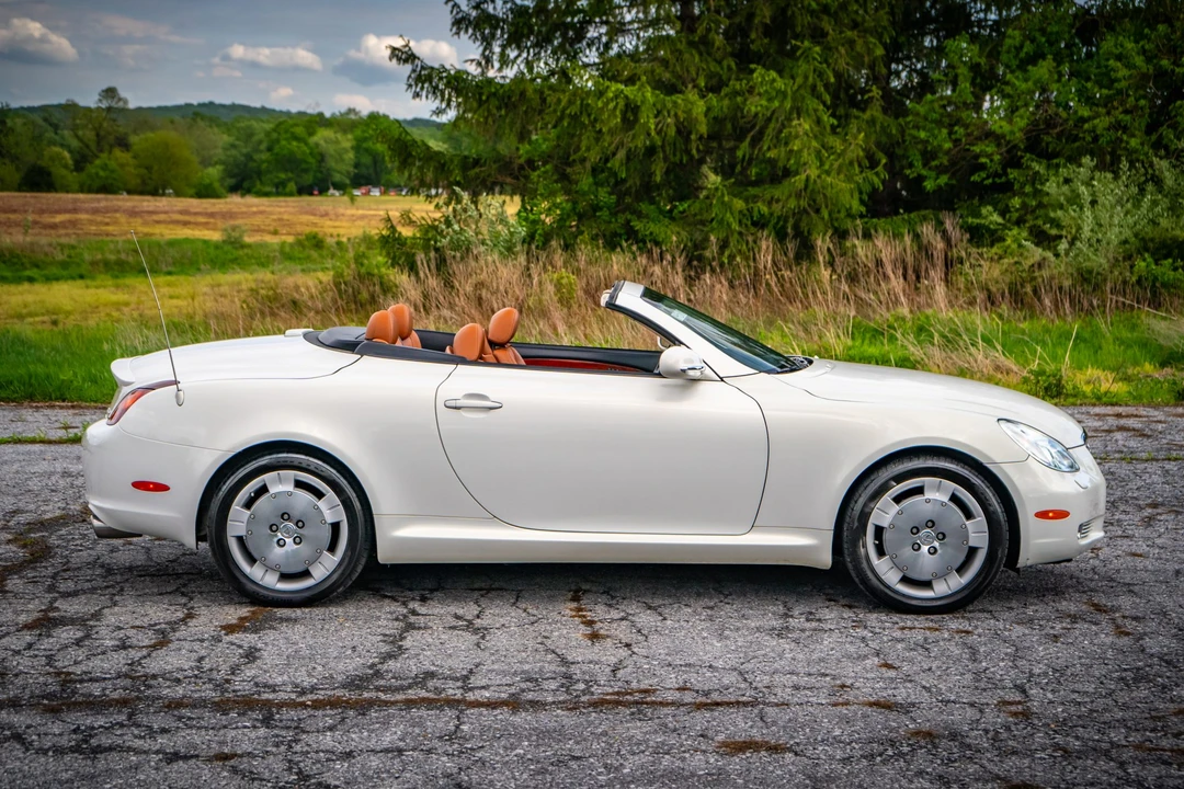 2002 Lexus SC430 - Image 11 of 31