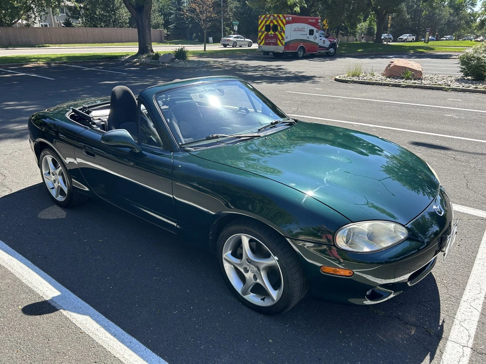 2002 Mazda NB MX-5 Miata - Image 8 of 31