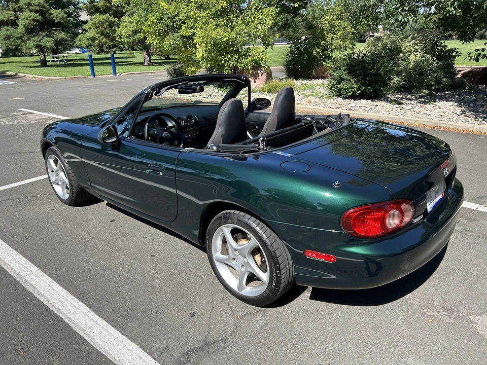 2002 Mazda NB MX-5 Miata - Image 4 of 31