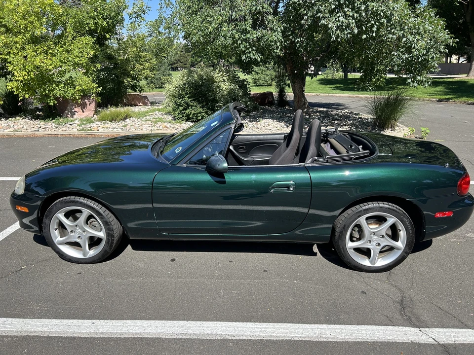 2002 Mazda NB MX-5 Miata - Image 3 of 31