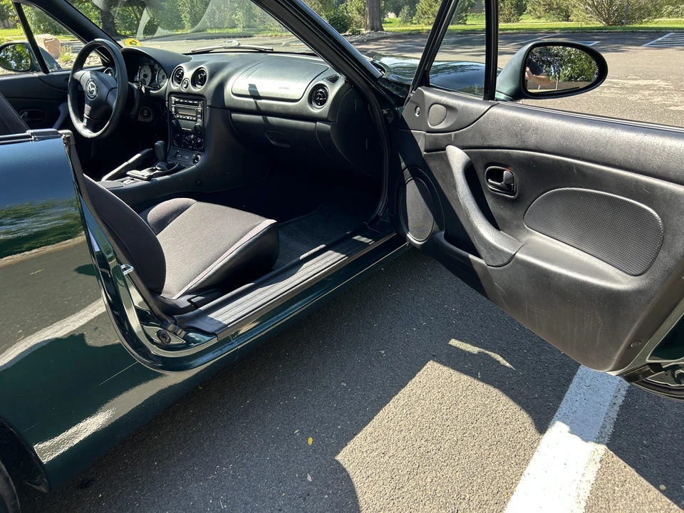 2002 Mazda NB MX-5 Miata - Image 23 of 31