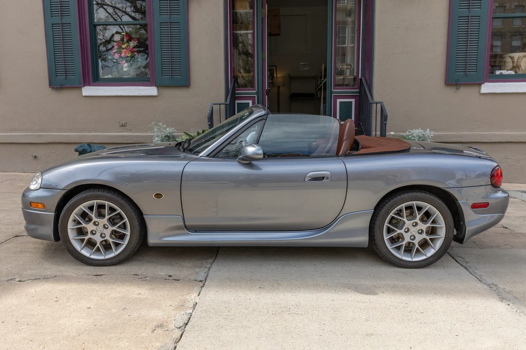 2002 Mazda NB MX-5 Miata - Image 9 of 31