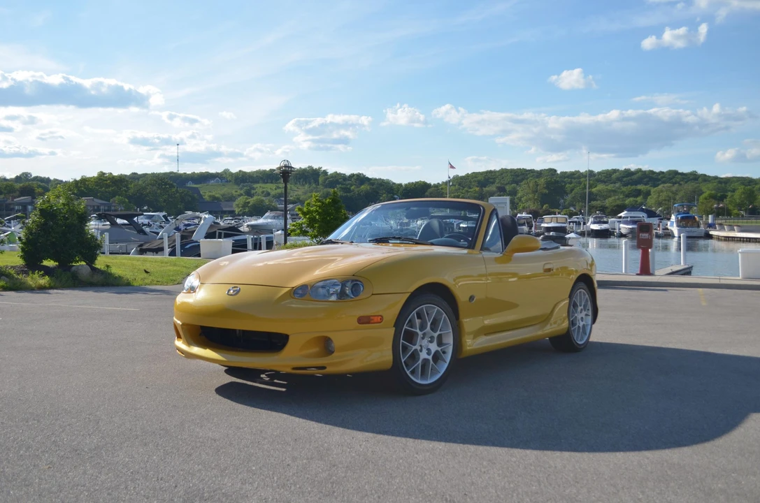 2002 Mazda NB MX-5 Miata - Image 3 of 31