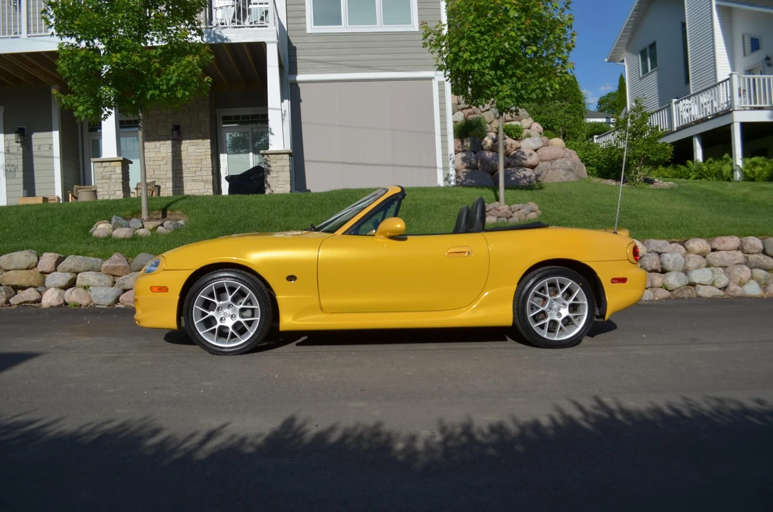 2002 Mazda NB MX-5 Miata - Image 12 of 31