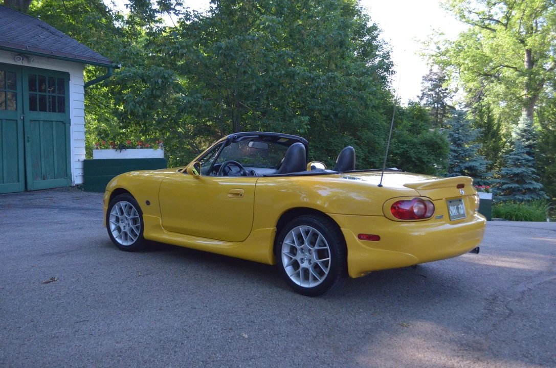 2002 Mazda NB MX-5 Miata - Image 15 of 31