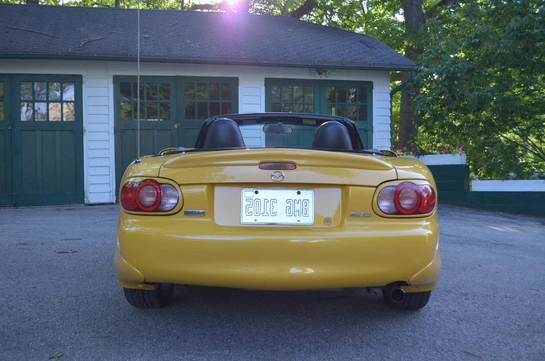 2002 Mazda NB MX-5 Miata - Image 22 of 31