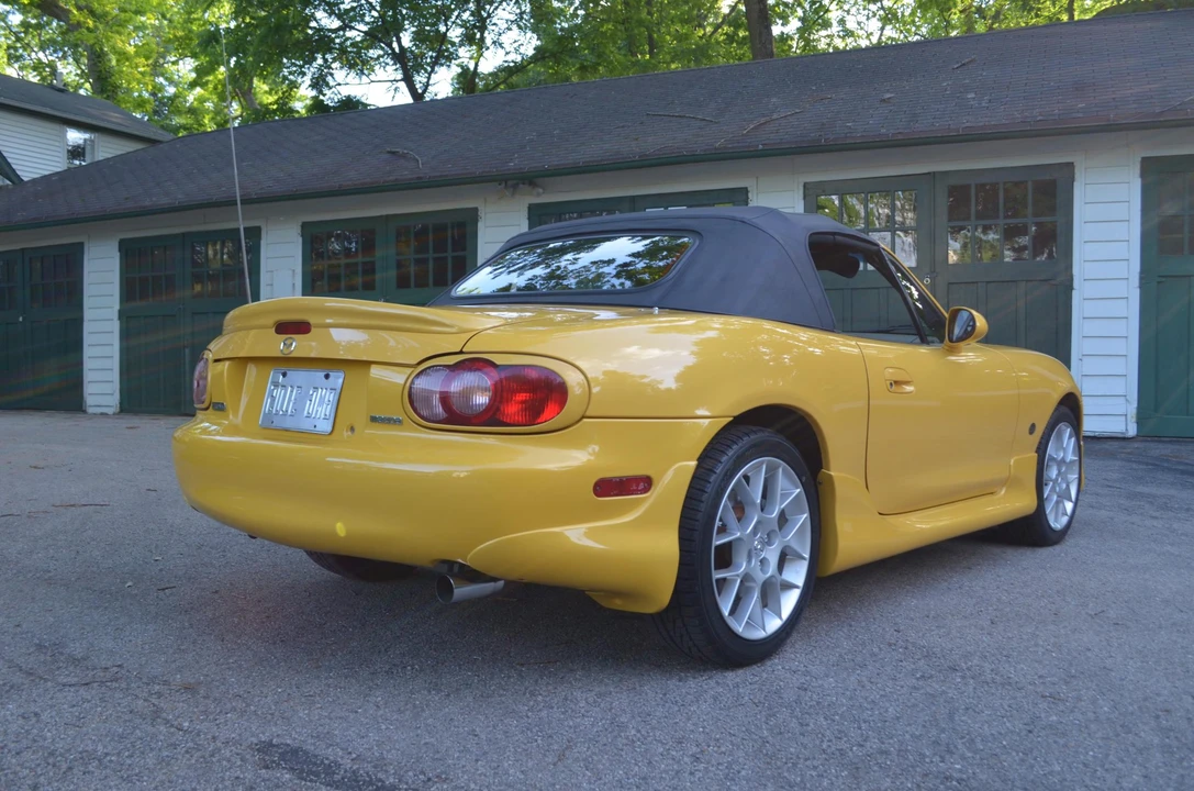 2002 Mazda NB MX-5 Miata - Image 27 of 31