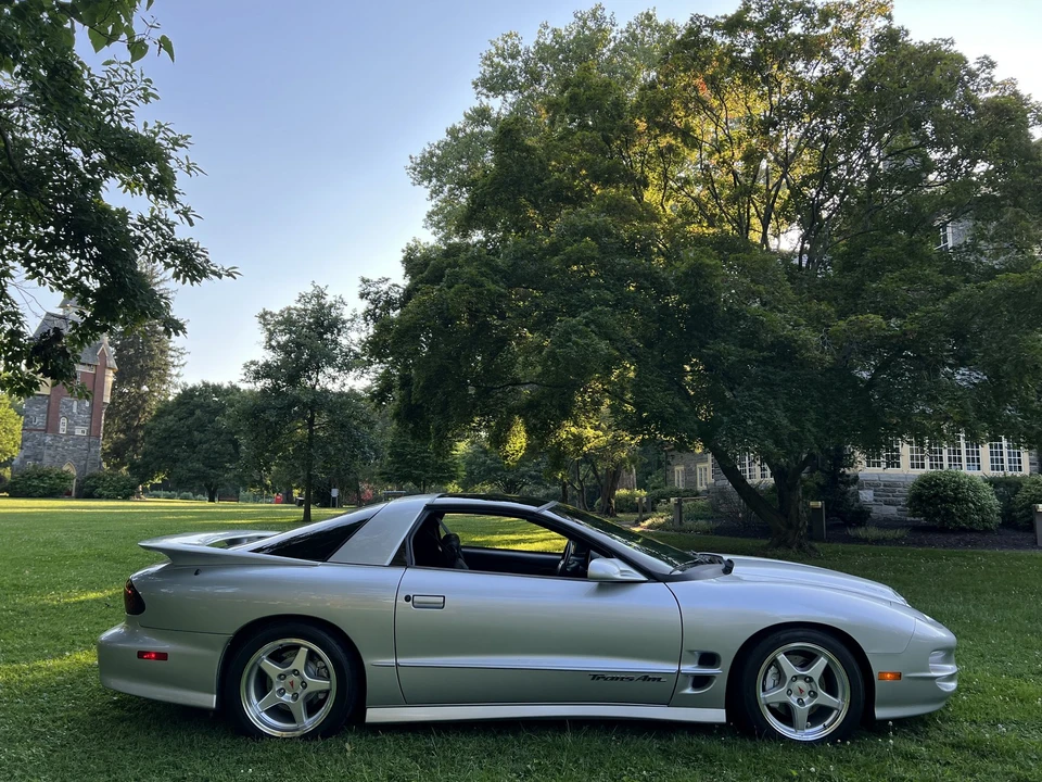 2002 Pontiac Firebird Trans Am 4th Gen - Image 9 of 31