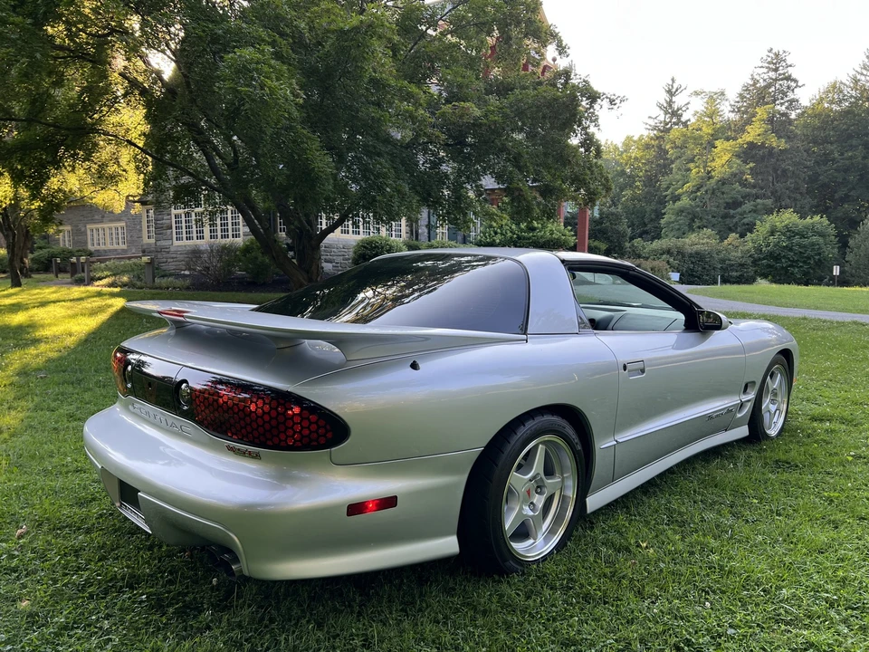2002 Pontiac Firebird Trans Am 4th Gen - Image 11 of 31