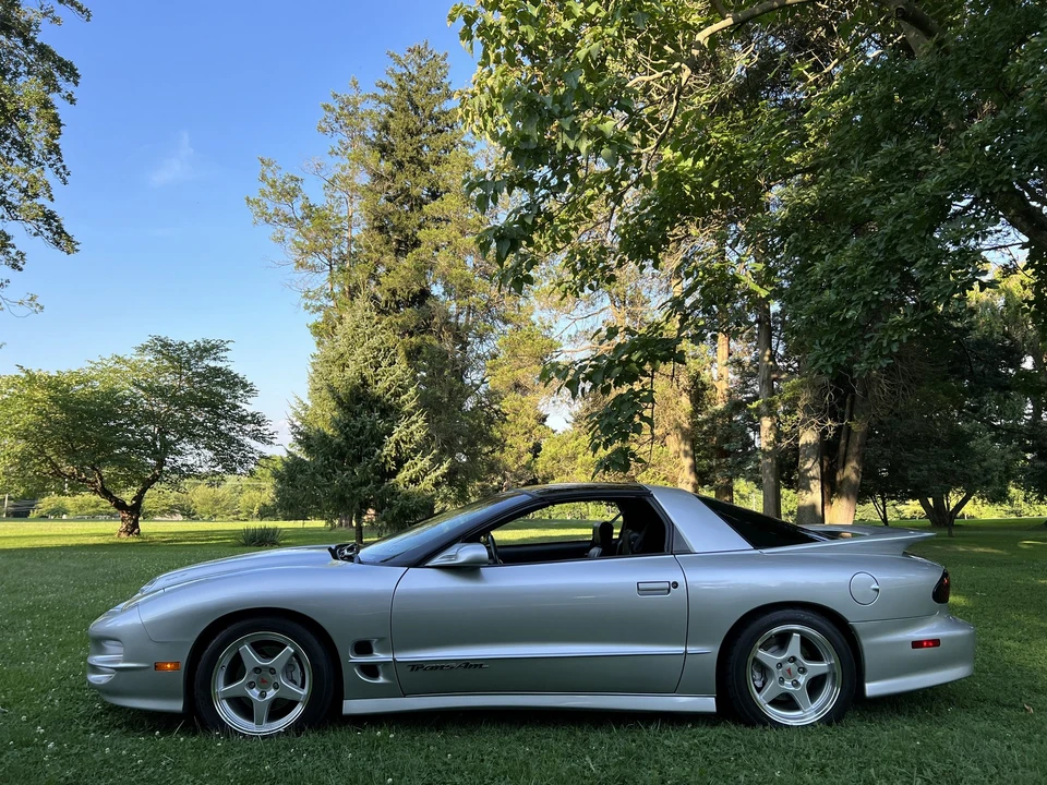 2002 Pontiac Firebird Trans Am 4th Gen - Image 18 of 31