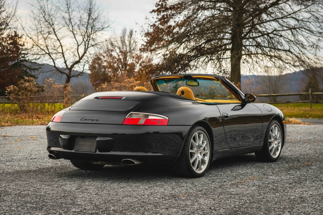 2002 Porsche 996 Carrera - Image 11 of 31