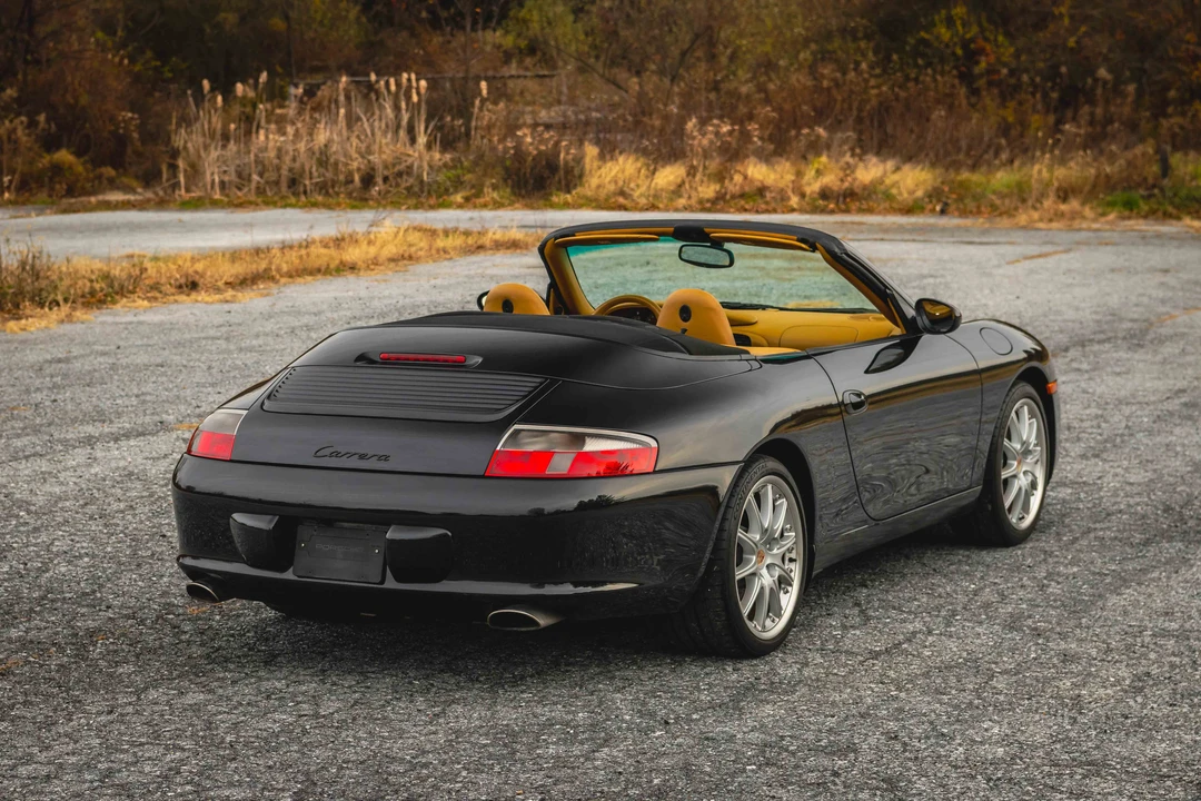 2002 Porsche 996 Carrera - Image 10 of 31