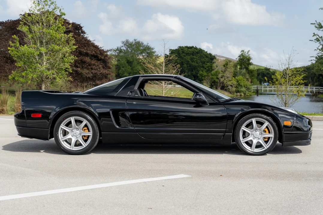 2003 Acura NA2 NSX - Image 19 of 31