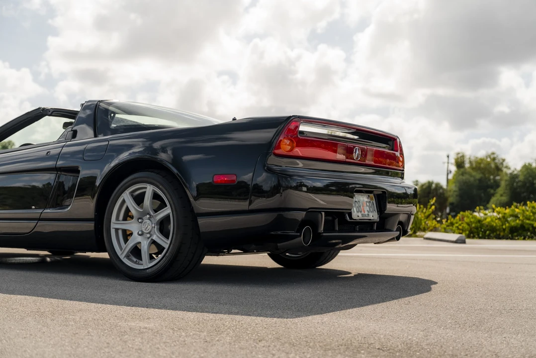 2003 Acura NA2 NSX - Image 29 of 31