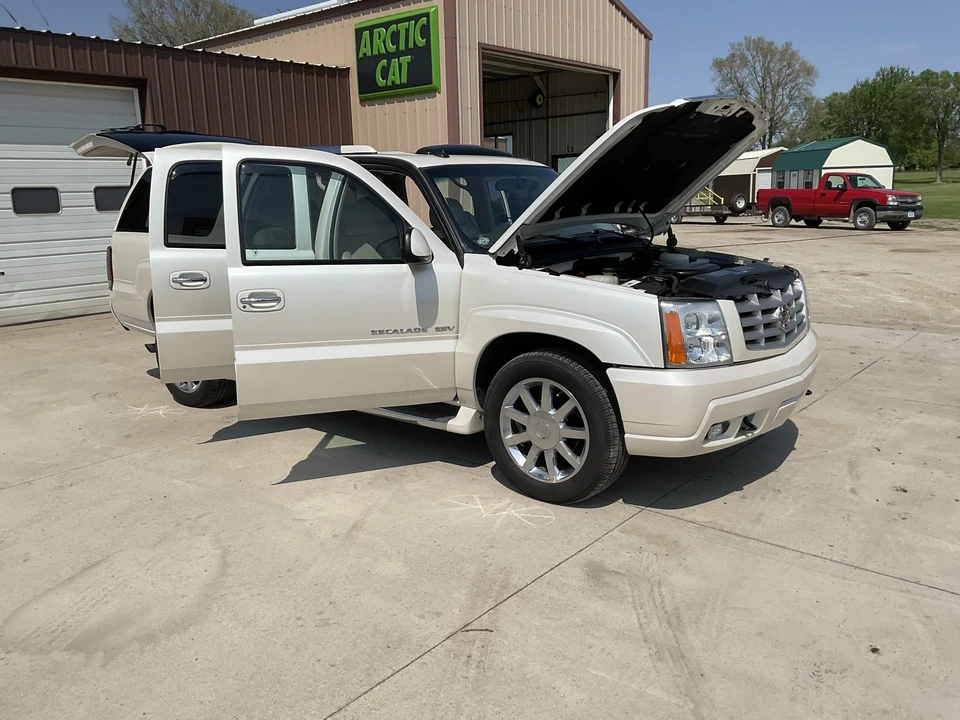 2003 Cadillac Escalade & EXT 2nd Gen - Image 30 of 31
