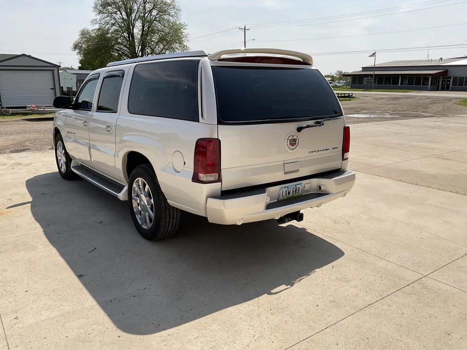 2003 Cadillac Escalade & EXT 2nd Gen - Image 18 of 31