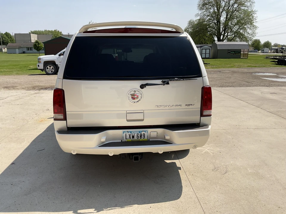 2003 Cadillac Escalade & EXT 2nd Gen - Image 15 of 31