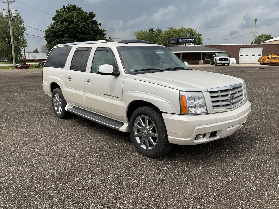 2003 Cadillac Escalade & EXT 2nd Gen - Image 5 of 31