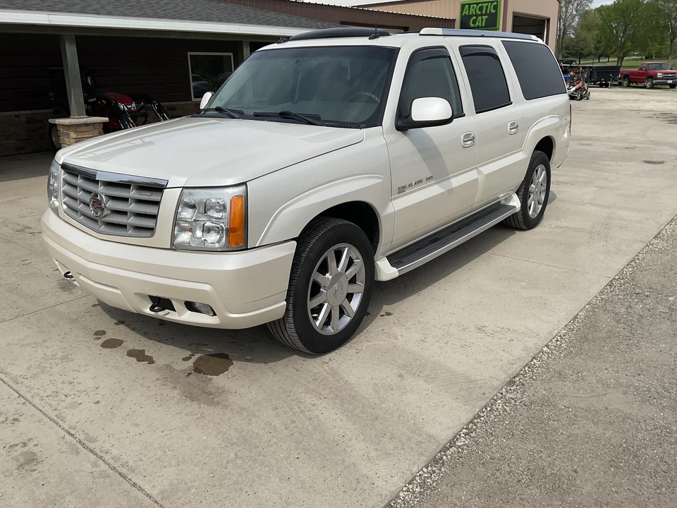 2003 Cadillac Escalade & EXT 2nd Gen - Image 25 of 31