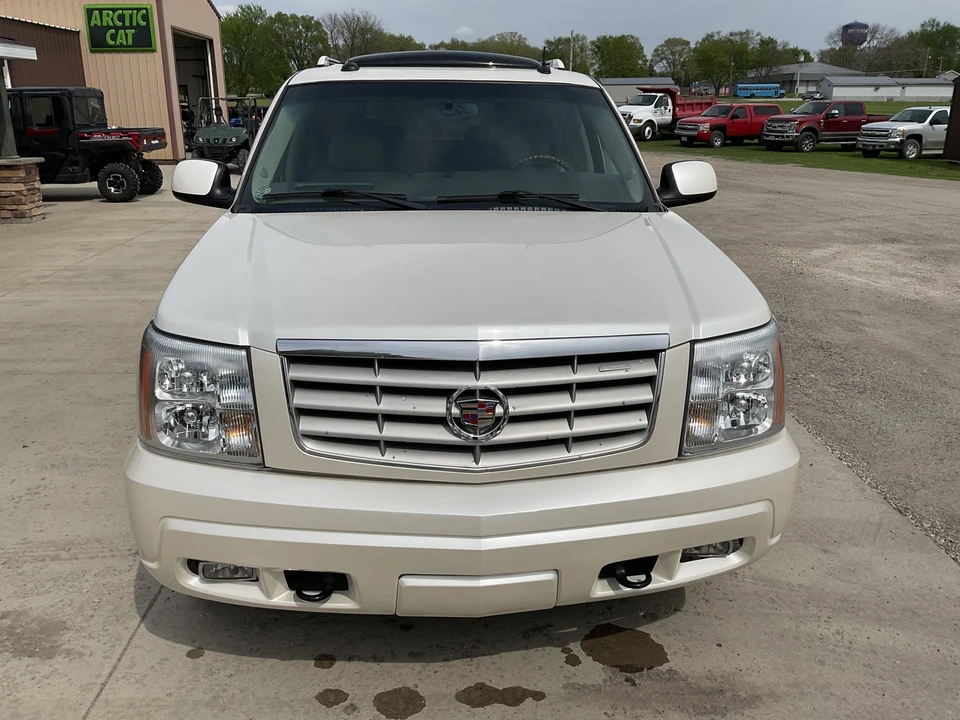 2003 Cadillac Escalade & EXT 2nd Gen - Image 3 of 31