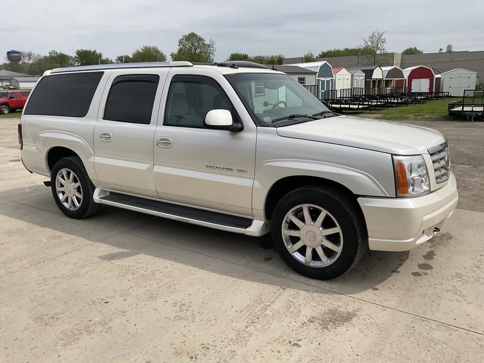 2003 Cadillac Escalade & EXT 2nd Gen - Image 7 of 31