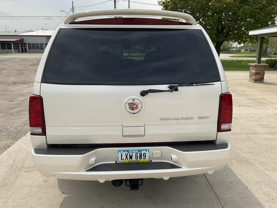 2003 Cadillac Escalade & EXT 2nd Gen - Image 16 of 31
