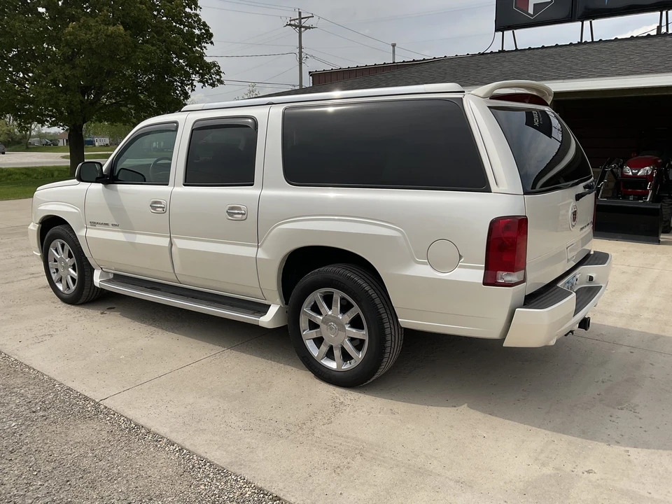 2003 Cadillac Escalade & EXT 2nd Gen - Image 22 of 31