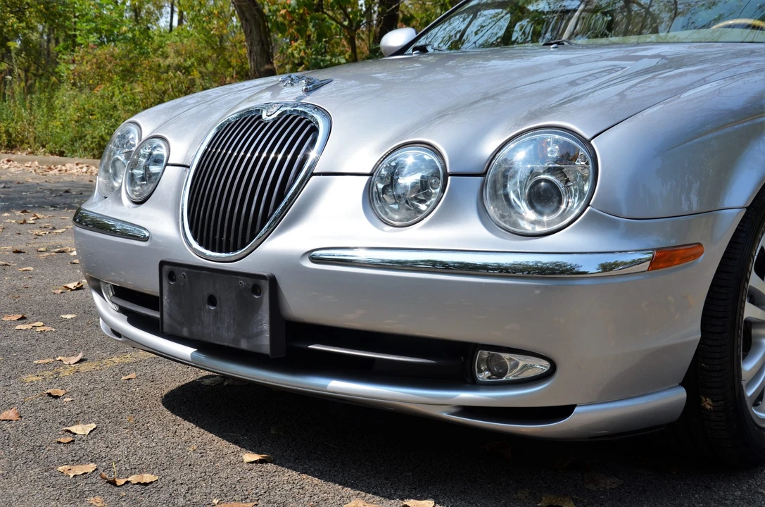 2003 Jaguar S-Type 2nd Gen - Image 9 of 31