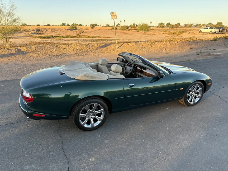2003 Jaguar X100 XK8 - Image 22 of 31