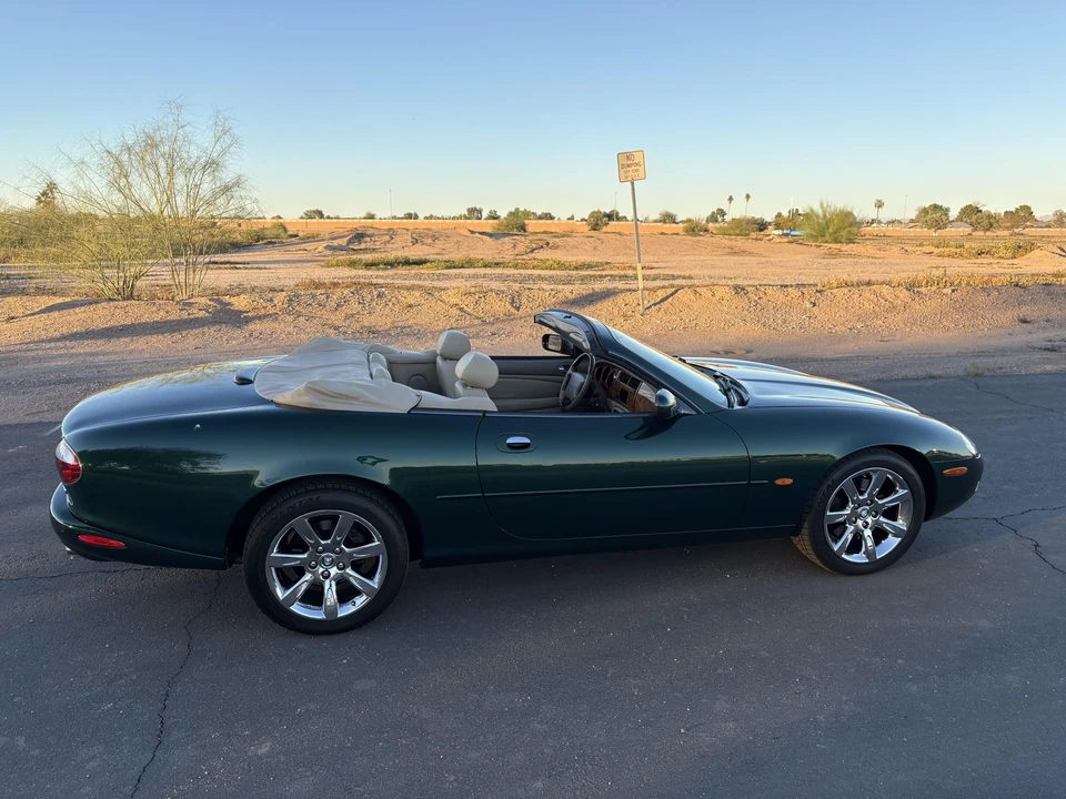 2003 Jaguar X100 XK8 - Image 23 of 31