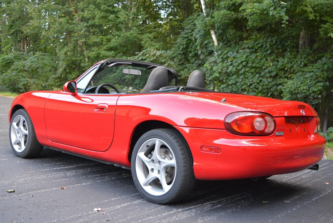 2003 Mazda NB MX-5 Miata - Image 20 of 31