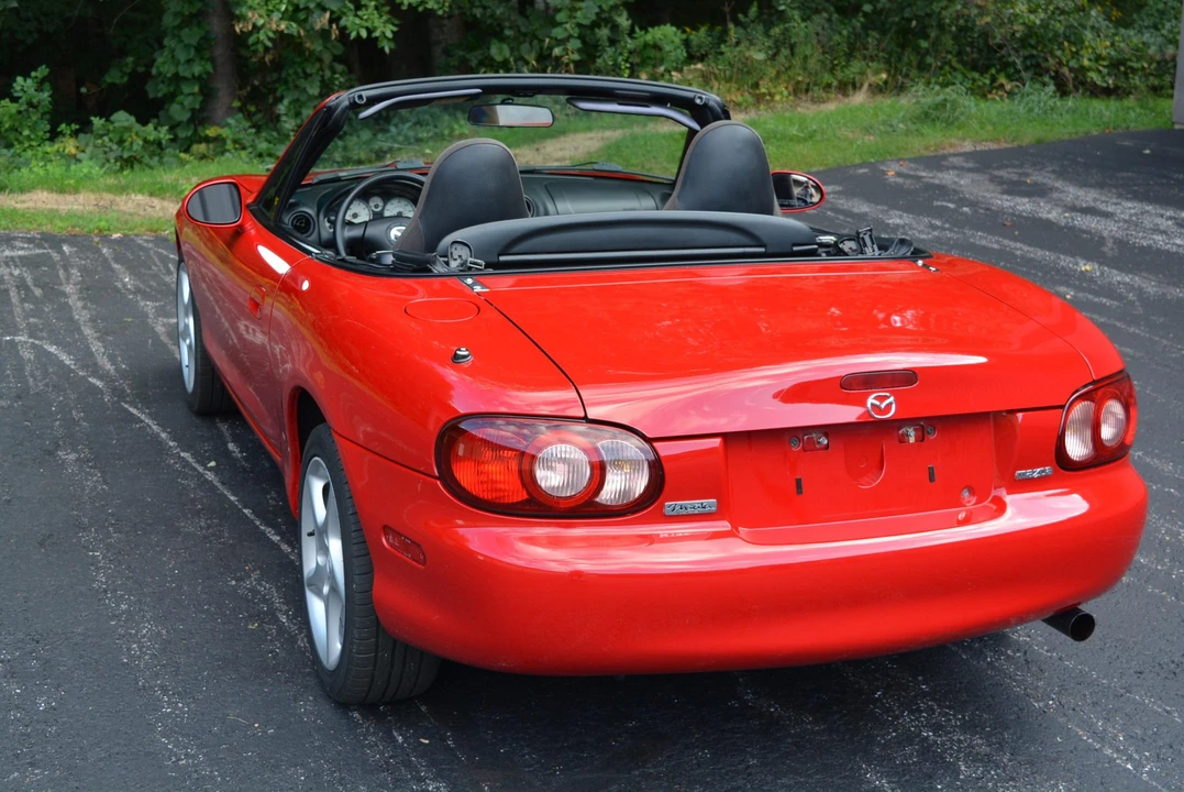 2003 Mazda NB MX-5 Miata - Image 16 of 31