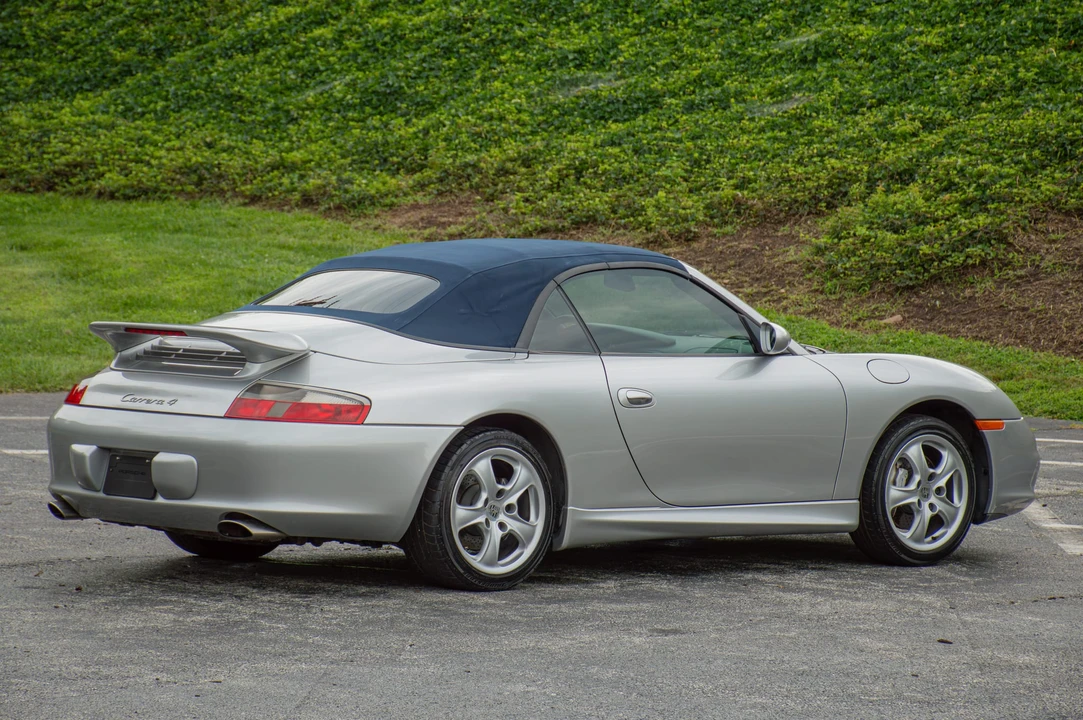 2003 Porsche 996 Carrera 4 - Image 9 of 31