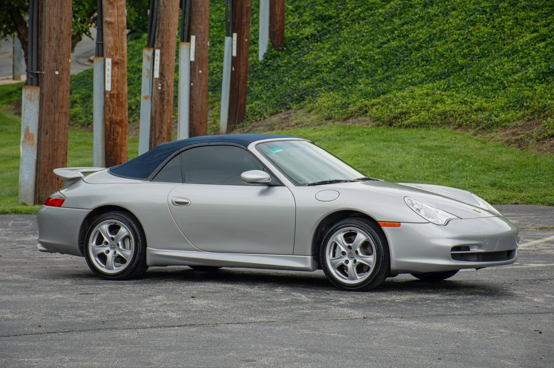 2003 Porsche 996 Carrera 4 - Image 11 of 31