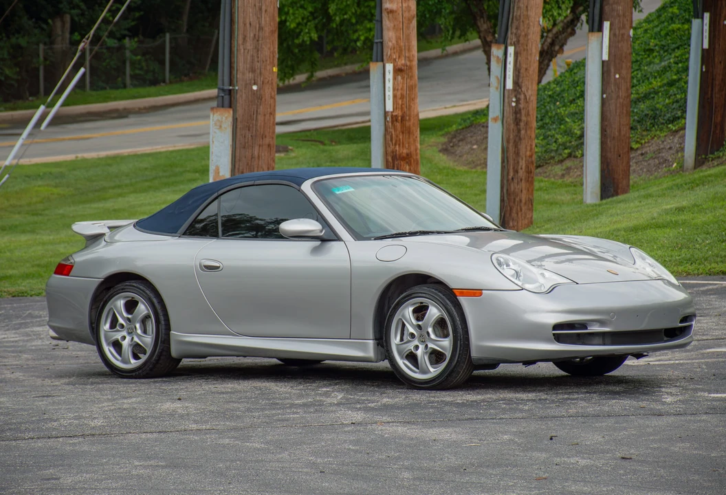 2003 Porsche 996 Carrera 4 - Image 13 of 31