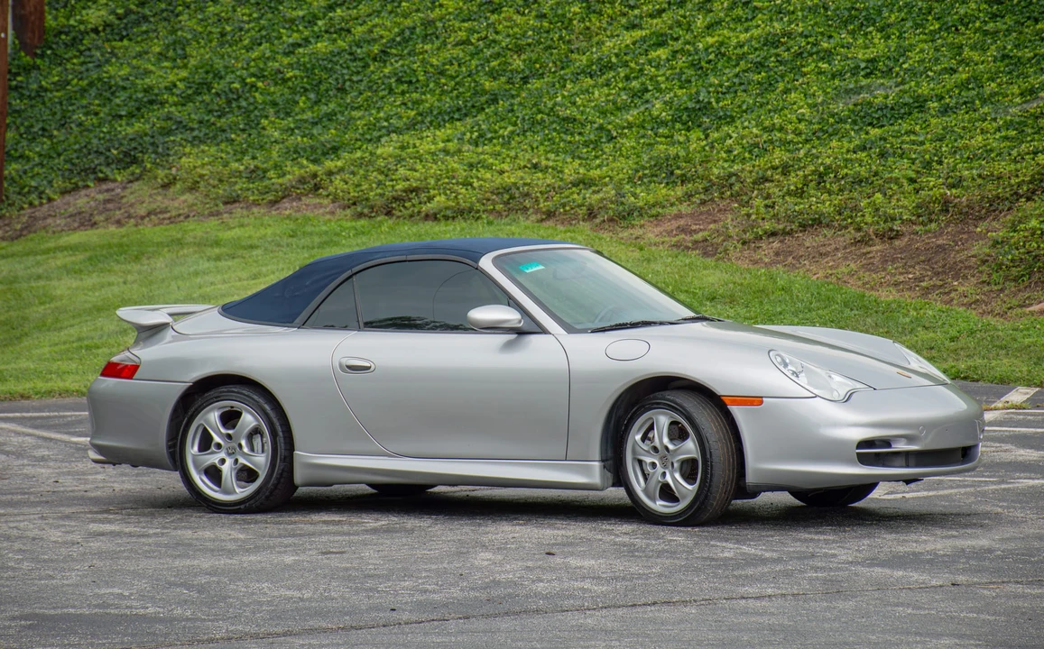 2003 Porsche 996 Carrera 4 - Image 12 of 31