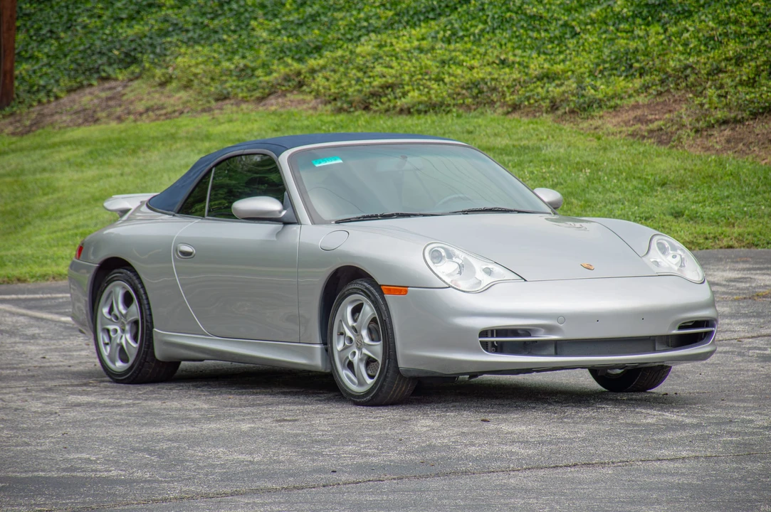 2003 Porsche 996 Carrera 4 - Image 14 of 31